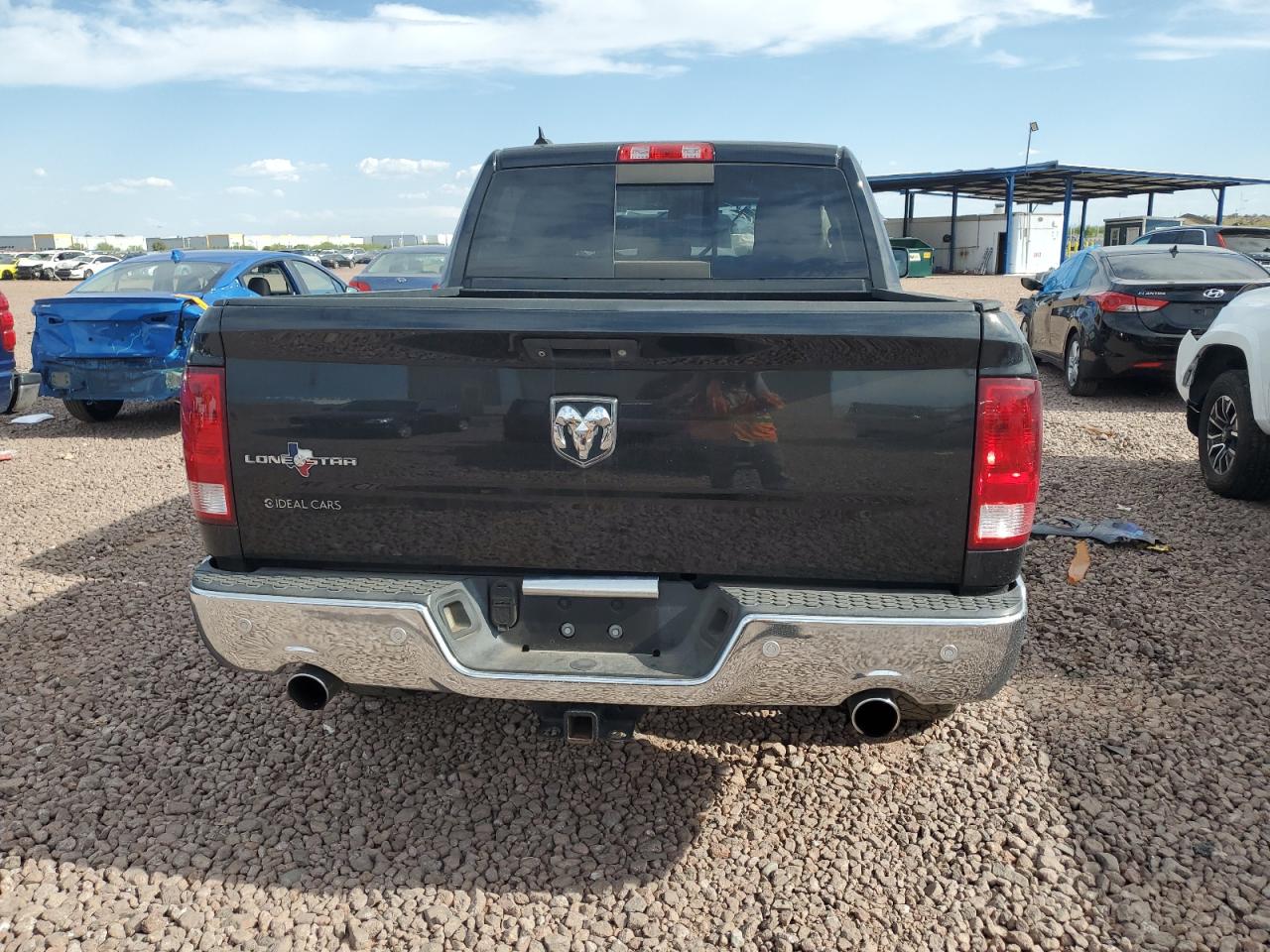 1C6RR6LT5GS189546 2016 Ram 1500 Slt