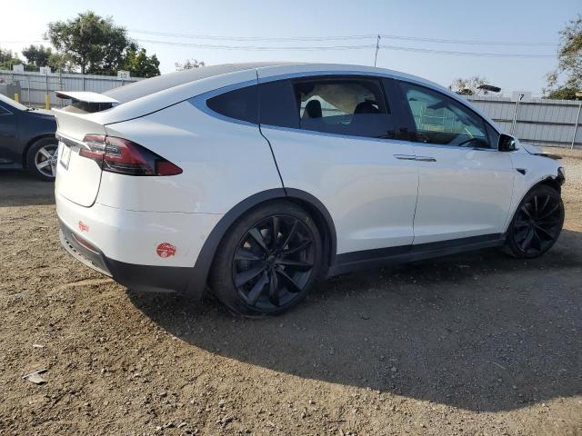 2017 Tesla Model X VIN: 5YJXCBE26HF059675 Lot: 52536944