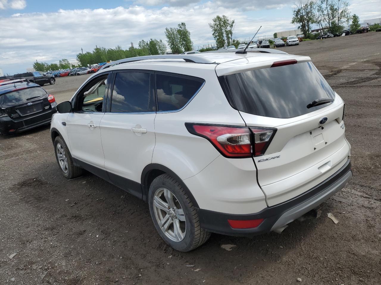 2017 Ford Escape Titanium vin: 1FMCU9J91HUC68641