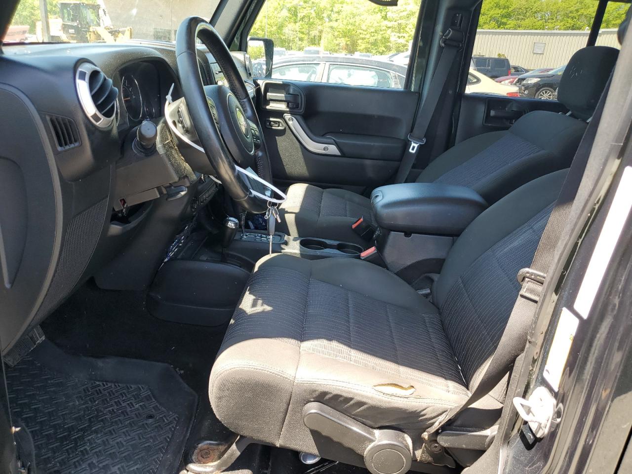 1C4BJWEGXCL109227 2012 Jeep Wrangler Unlimited Sahara