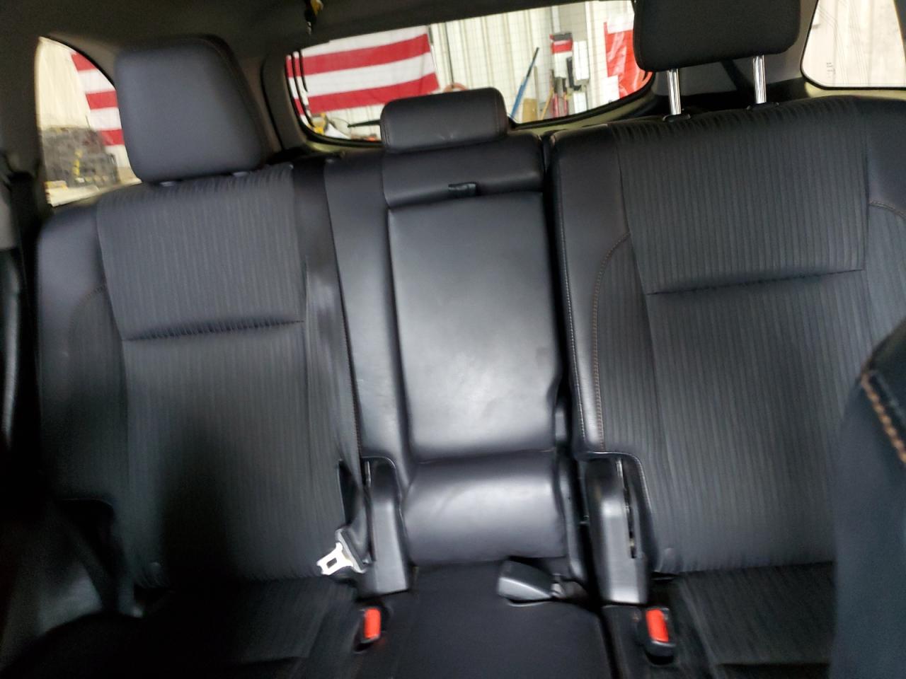 5TDBKRFH6FS175704 2015 Toyota Highlander Le