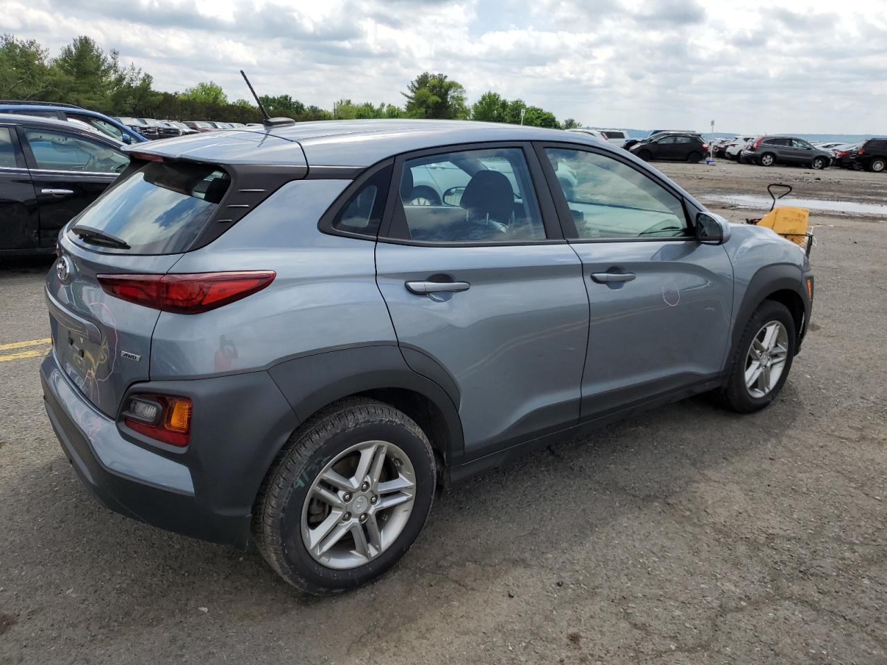 KM8K1CAA1JU179055 2018 Hyundai Kona Se