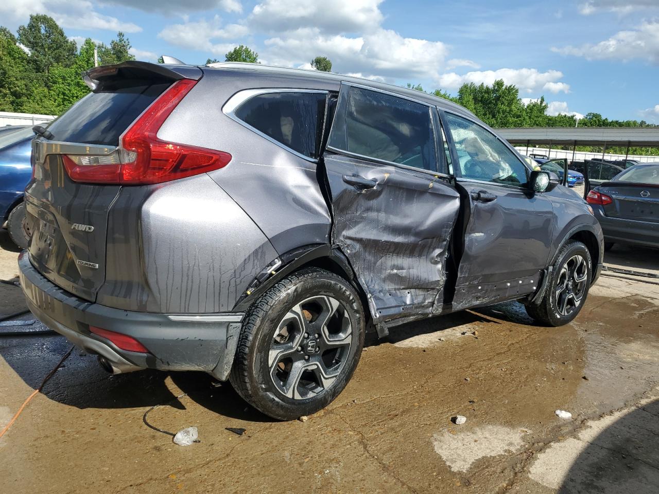 2018 Honda Cr-V Touring vin: 7FARW2H96JE082389