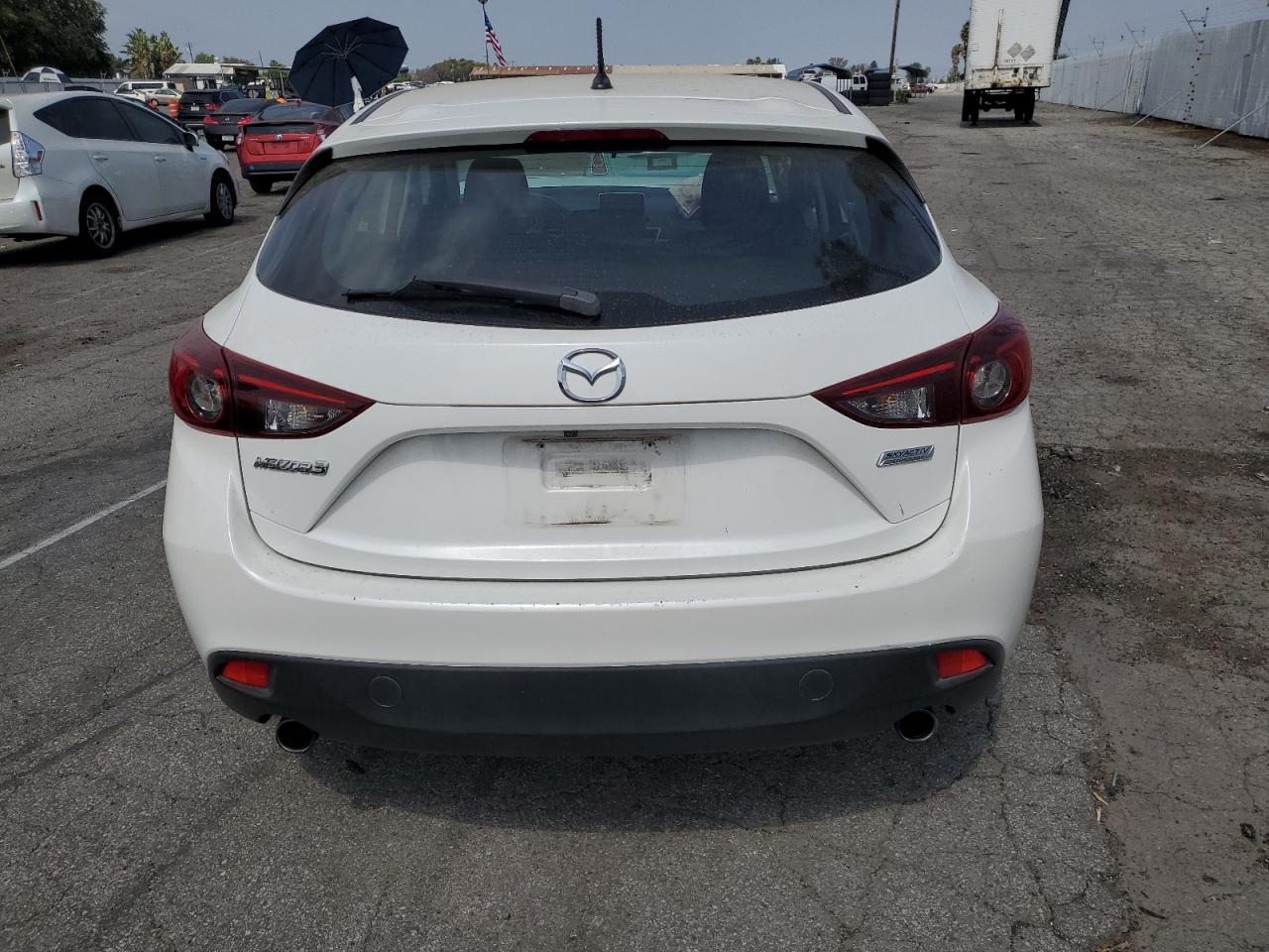 JM1BM1L76G1327499 2016 Mazda 3 Touring
