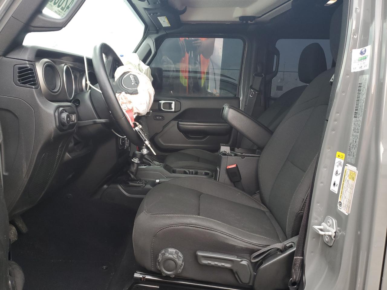 1C4HJXDG9JW280371 2018 Jeep Wrangler Unlimited Sport