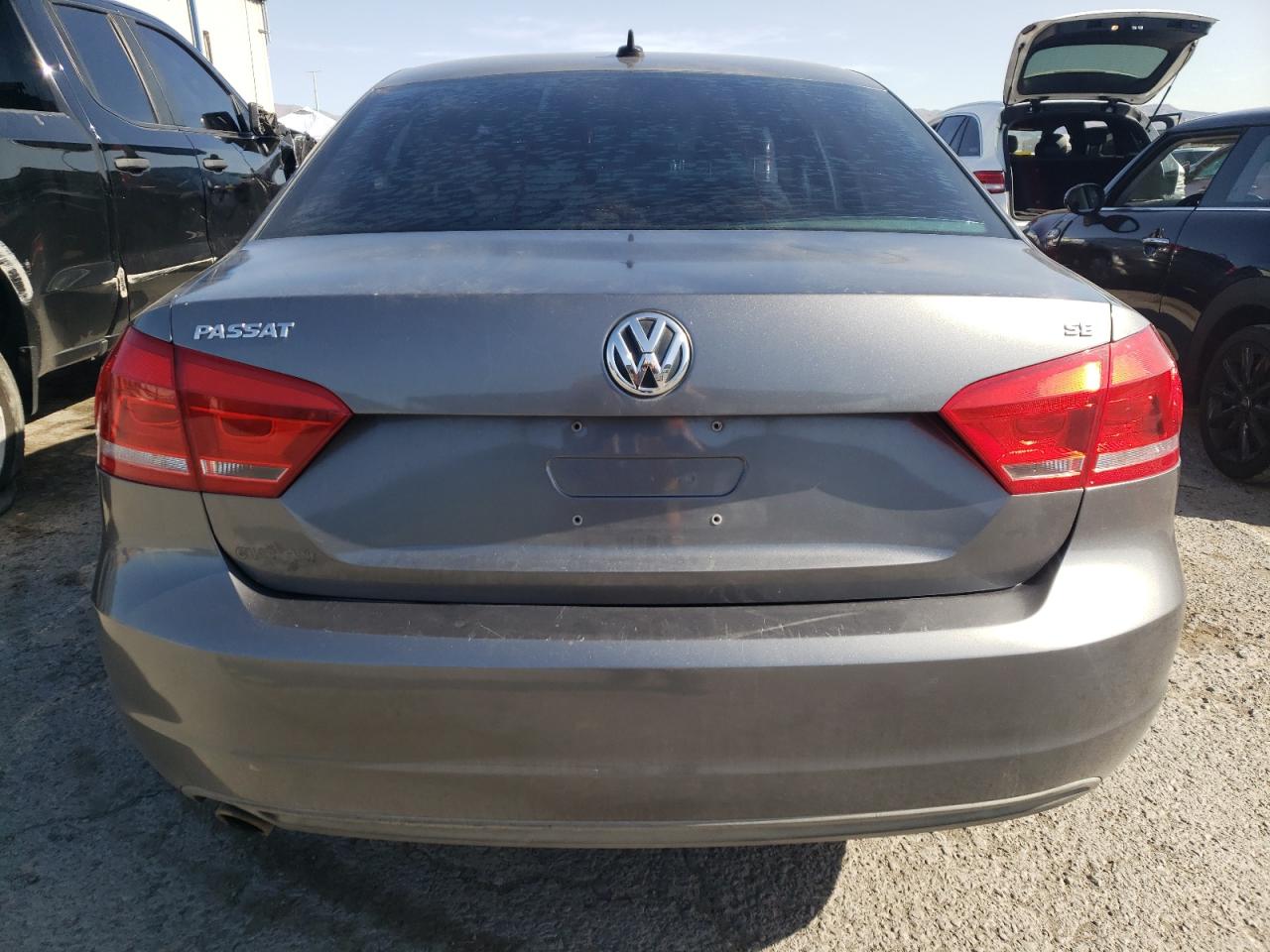 1VWBP7A34DC126305 2013 Volkswagen Passat Se