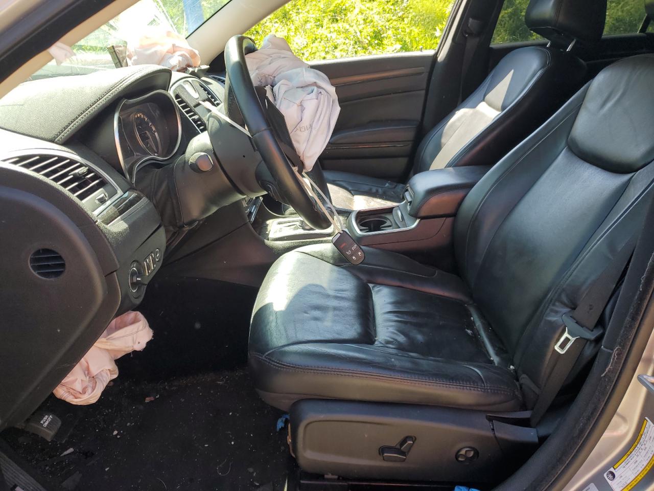 2C3CCARG7FH831157 2015 Chrysler 300 Limited