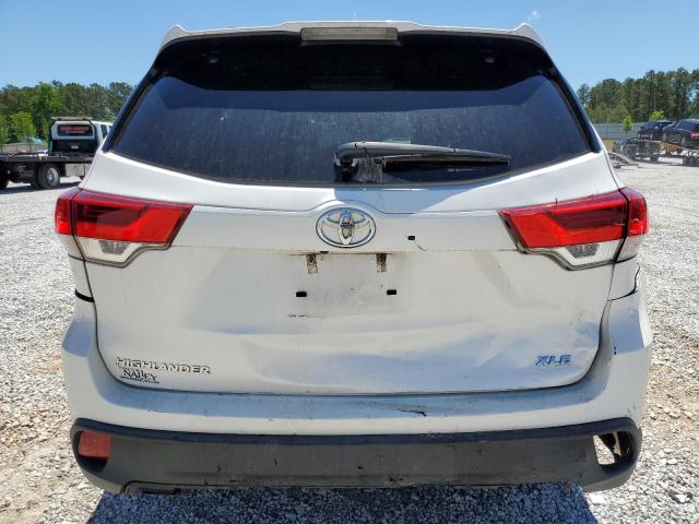 VIN 5TDKZRFH7KS565264 2019 Toyota Highlander, SE no.6