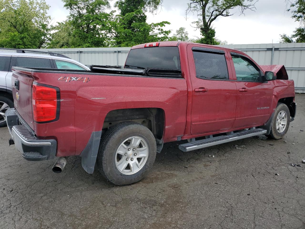 3GCUKREC7JG180545 2018 Chevrolet Silverado K1500 Lt