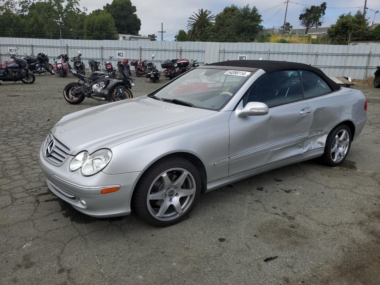 WDBTK65J15F137947 2005 Mercedes-Benz Clk 320