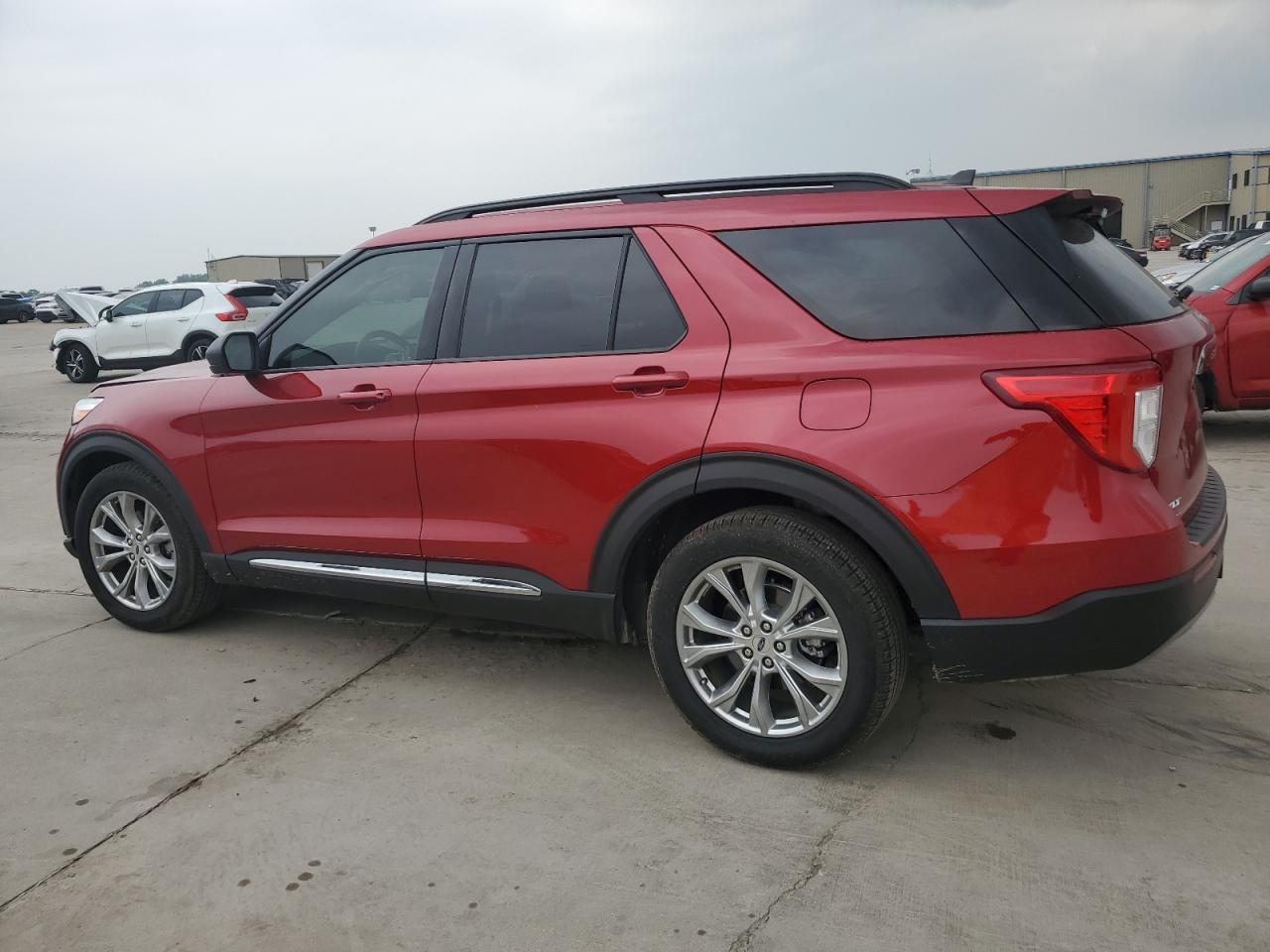 1FMSK7DH0MGA40194 2021 Ford Explorer Xlt