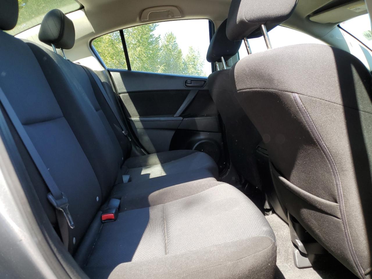 JM1BL1UF6B1366658 2011 Mazda 3 I