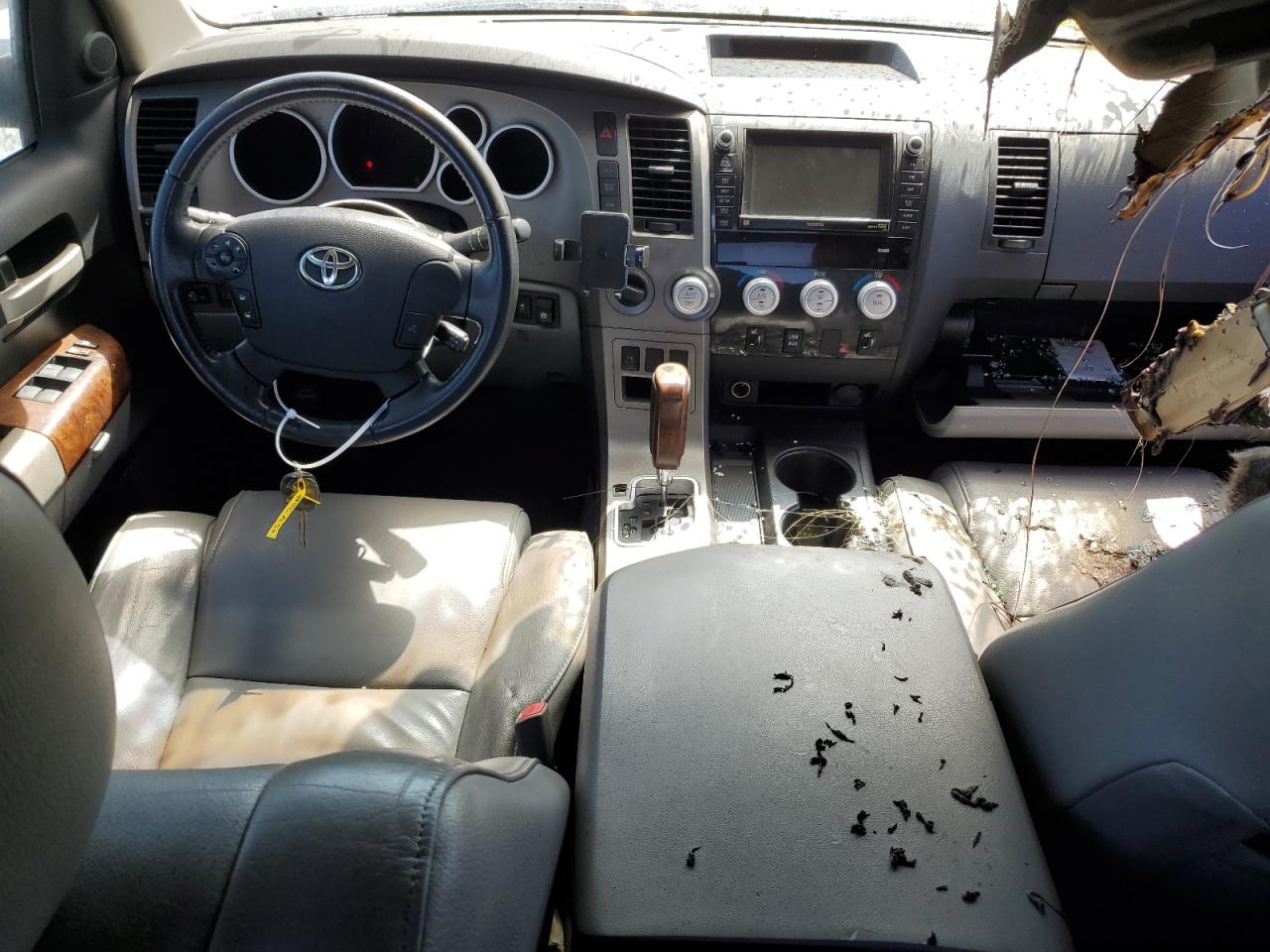 5TFHY5F19AX117481 2010 Toyota Tundra Crewmax Limited