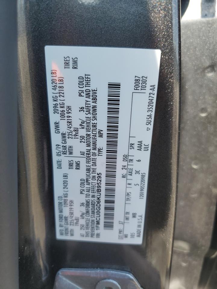 1FMCU0GD6KUB95295 2019 Ford Escape Se