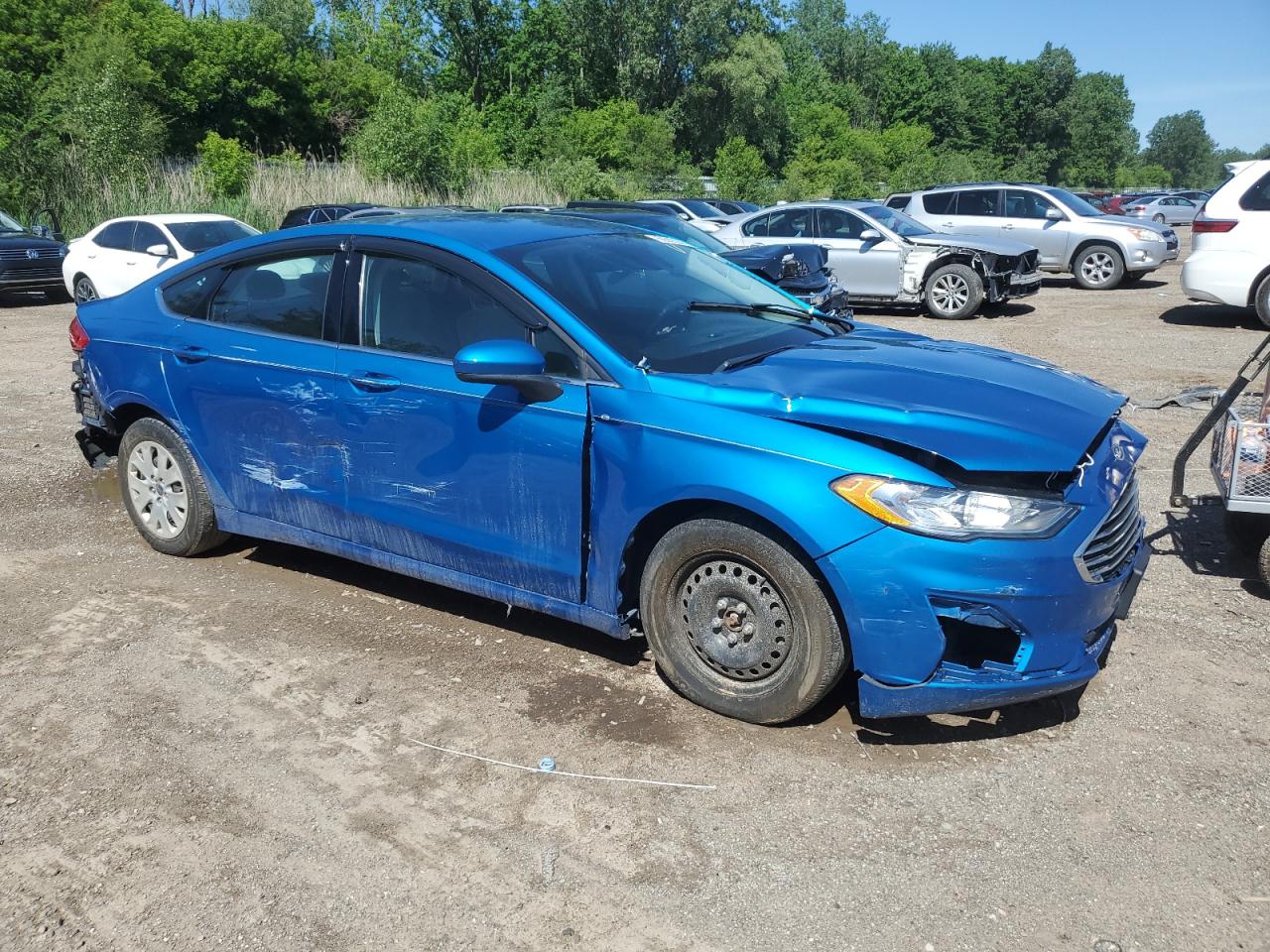 2019 Ford Fusion S vin: 3FA6P0G76KR281268