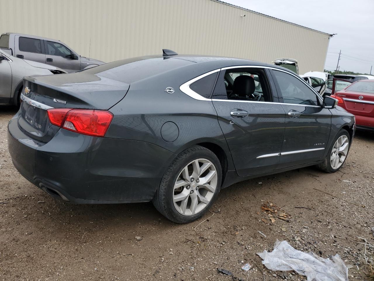 2G1105S33K9118621 2019 Chevrolet Impala Premier