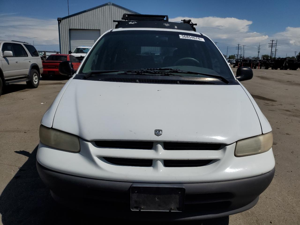 2B4GP453XVR402297 1997 Dodge Caravan Se