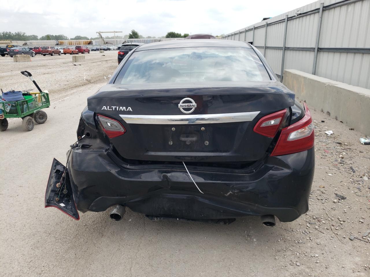 2018 Nissan Altima 2.5 vin: 1N4AL3AP6JC291988