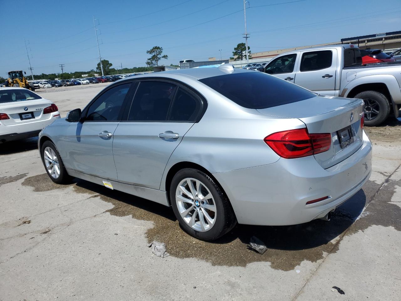 WBA8E1G33HNU18381 2017 BMW 320 I