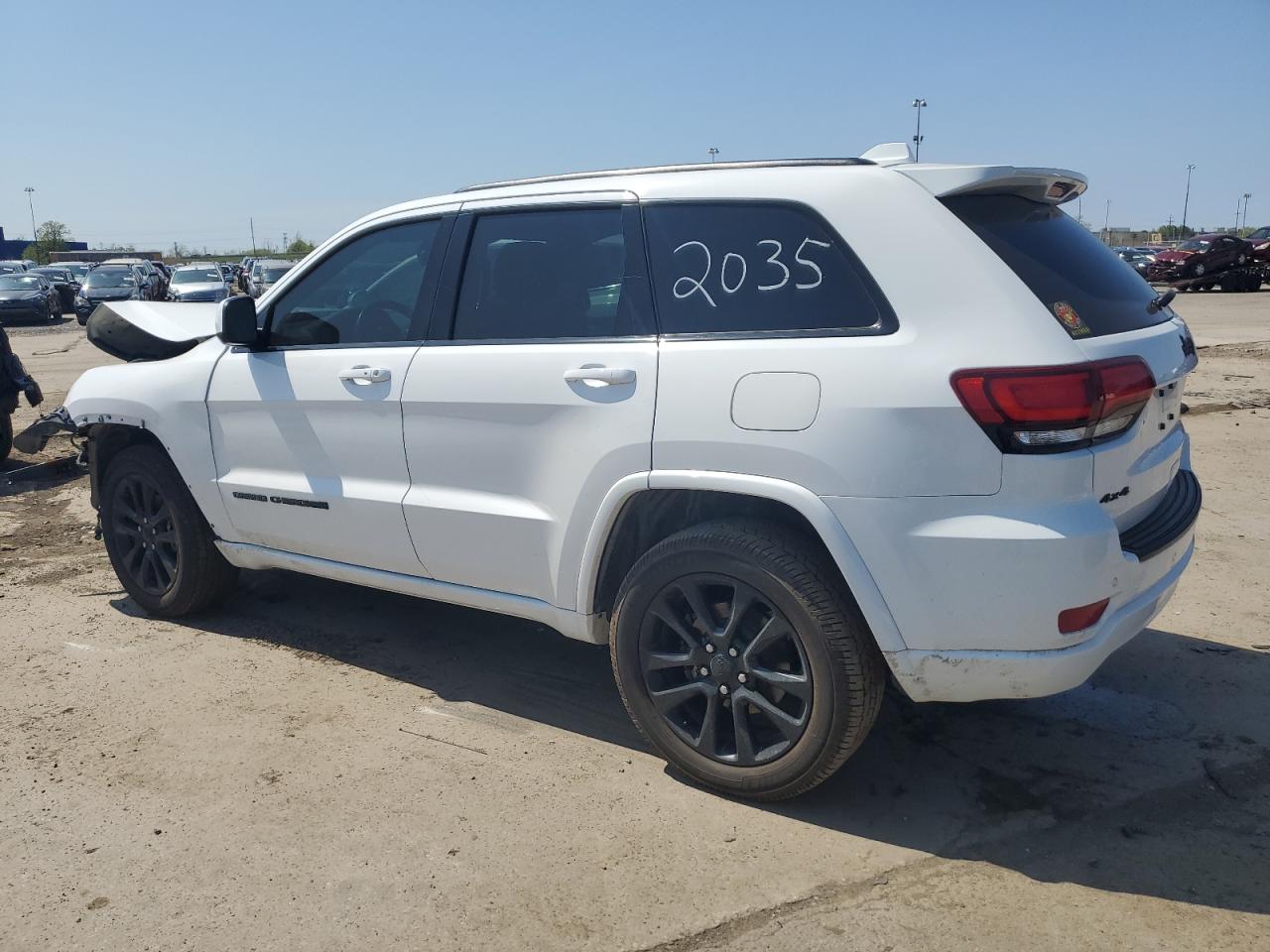 1C4RJFAG4KC562035 2019 Jeep Grand Cherokee Laredo