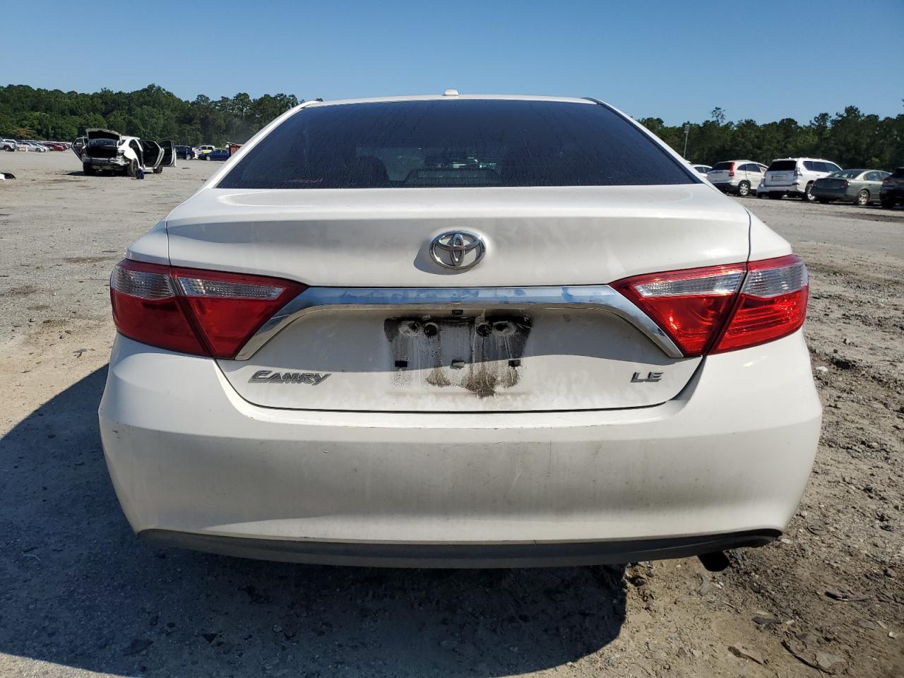 2015 Toyota Camry Le vin: 4T1BF1FK7FU114175