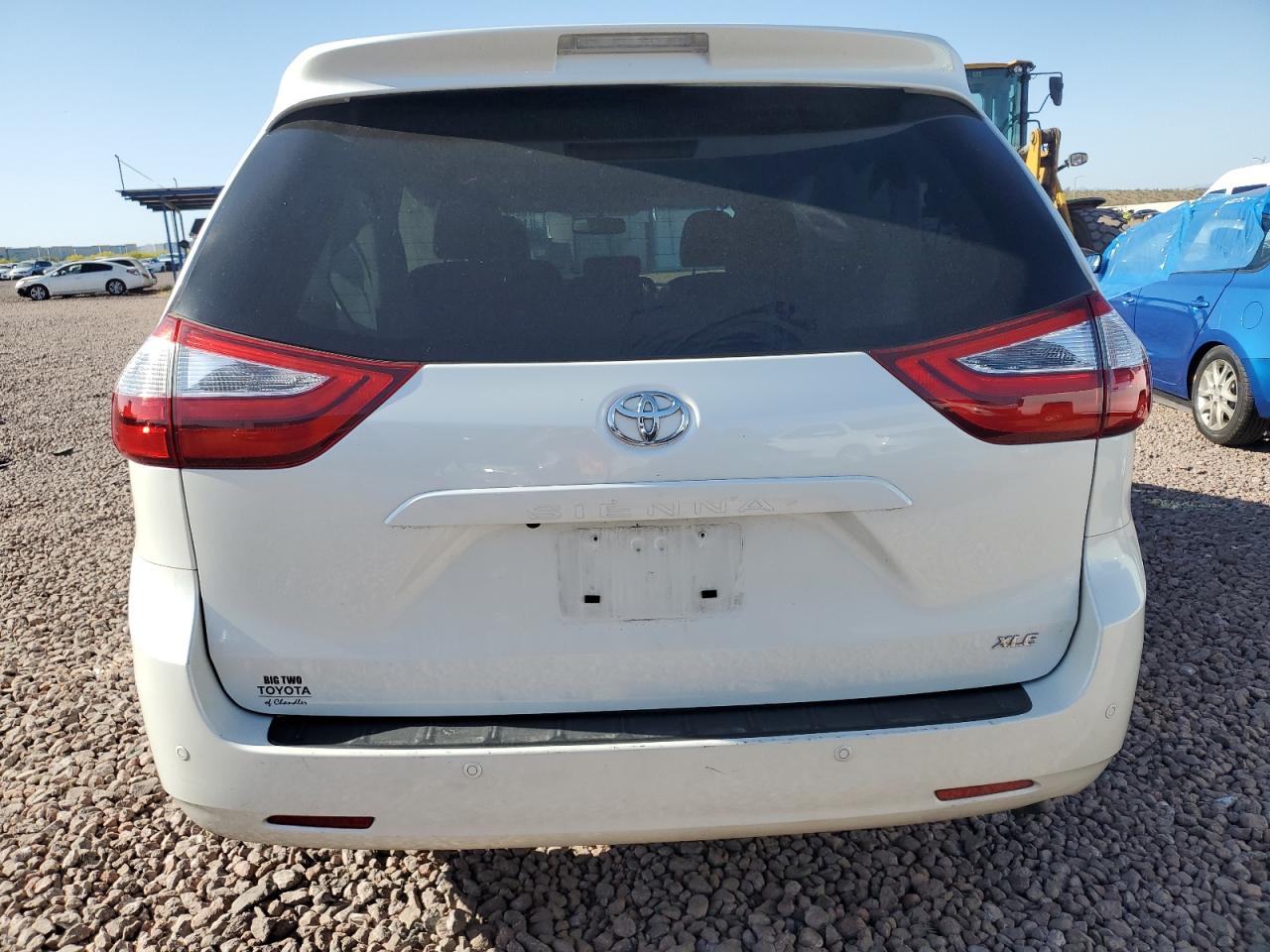 5TDYZ3DC8HS896605 2017 Toyota Sienna Xle