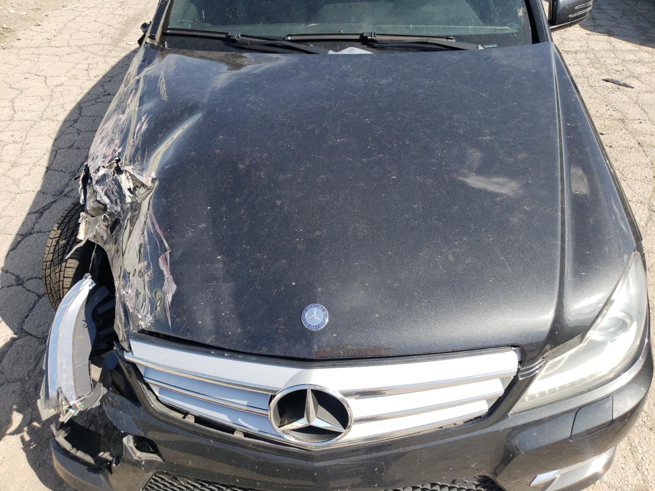 WDDGF8BB5CA684302 2012 Mercedes-Benz C 300 4Matic