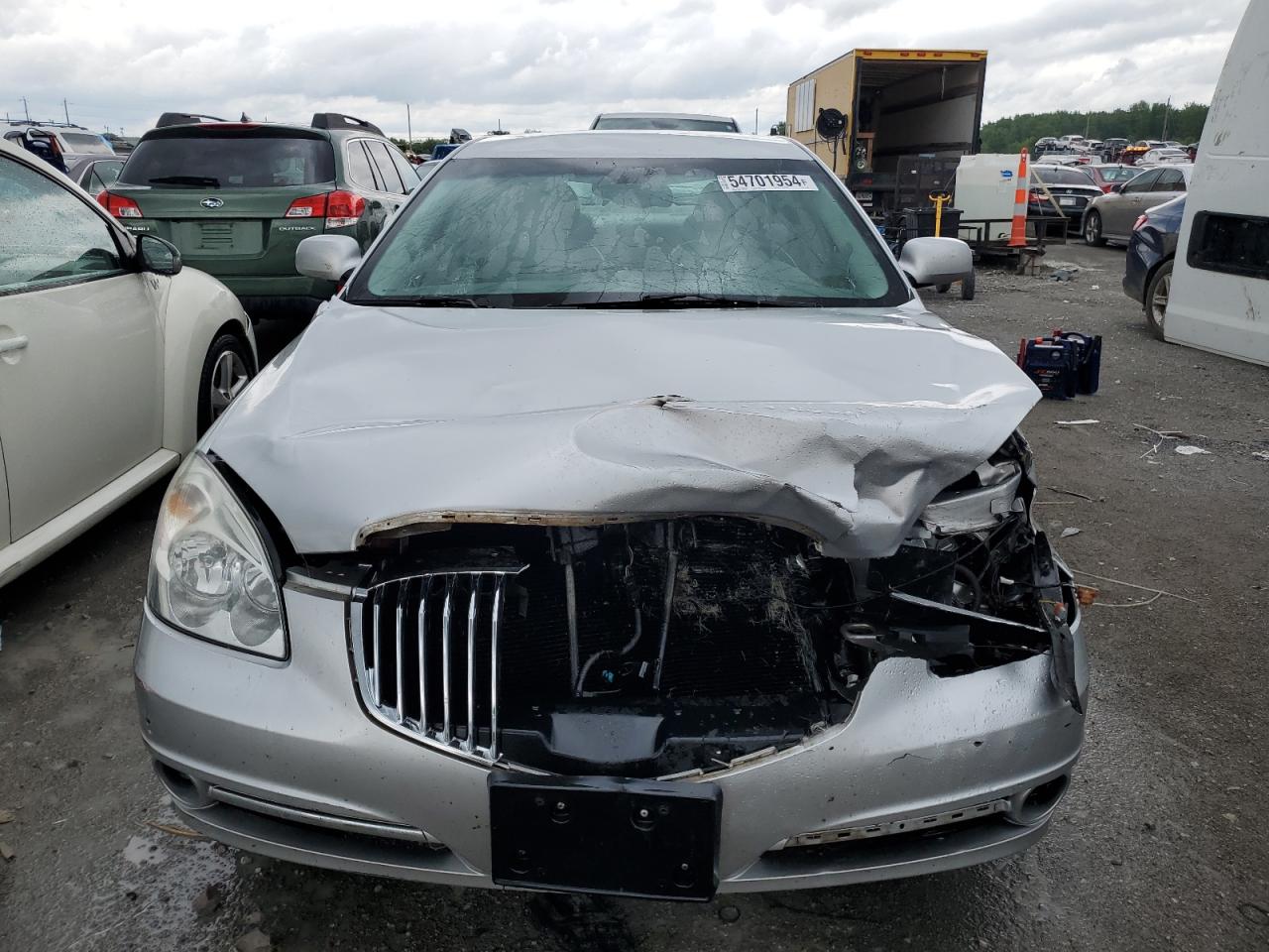 1G4HC5EM4BU131670 2011 Buick Lucerne Cxl