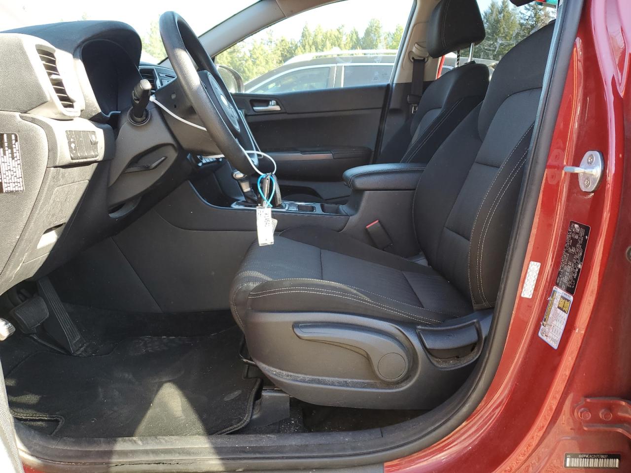 KNDPMCAC2H7178637 2017 Kia Sportage Lx