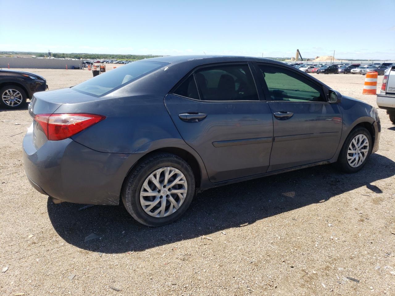 5YFBURHE5HP621852 2017 Toyota Corolla L