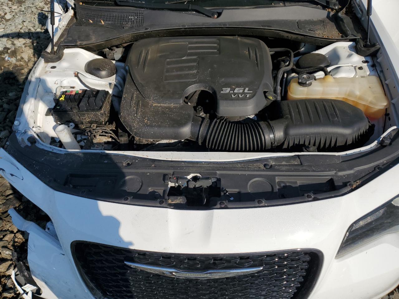 2C3CCABG0KH745855 2019 Chrysler 300 S