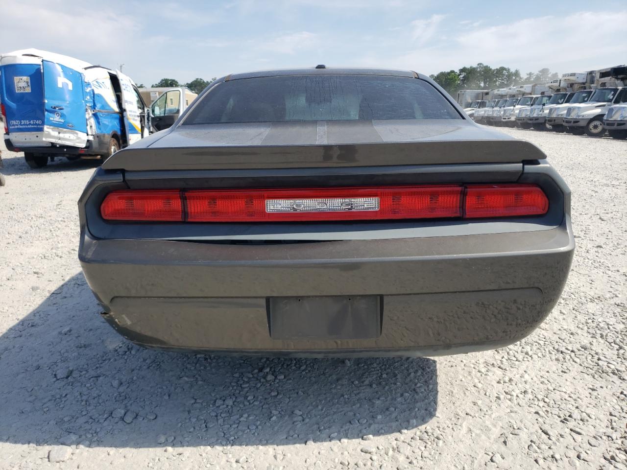 2B3LJ44V09H640713 2009 Dodge Challenger Se