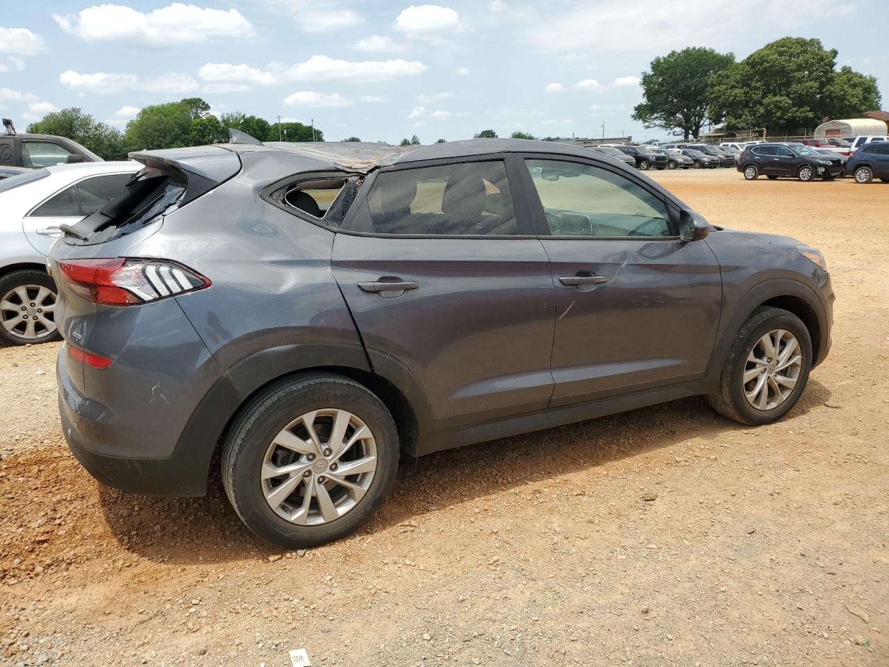 KM8J2CA46KU861742 2019 Hyundai Tucson Se