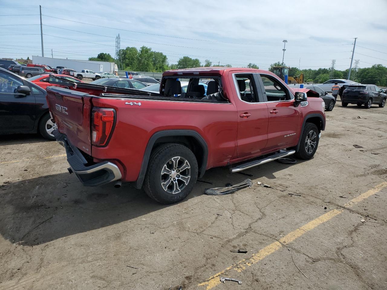 1GTR9BED5MZ311686 2021 GMC Sierra K1500 Sle