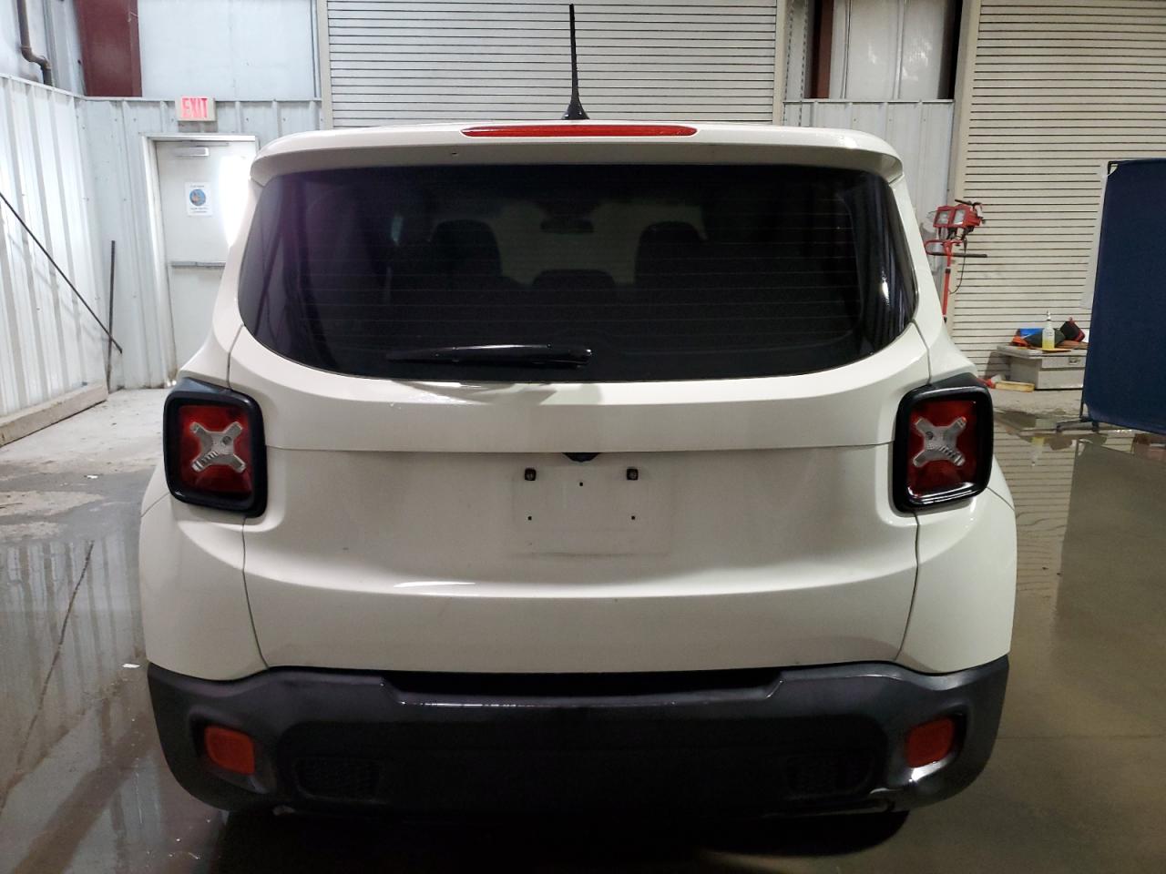 ZACCJAABXHPG22689 2017 Jeep Renegade Sport