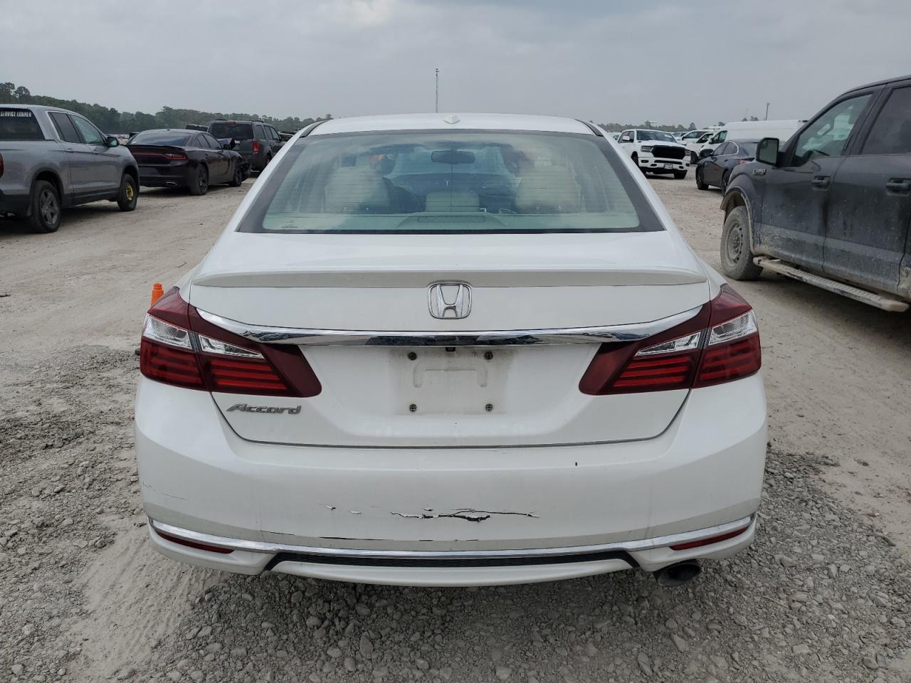 1HGCR2F80GA192537 2016 Honda Accord Exl