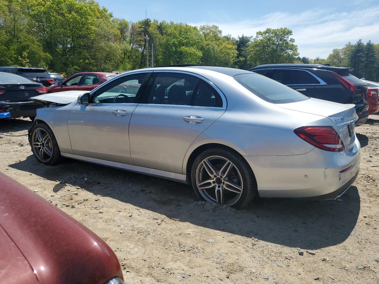 2019 Mercedes-Benz E 300 4Matic vin: WDDZF4KB5KA612192