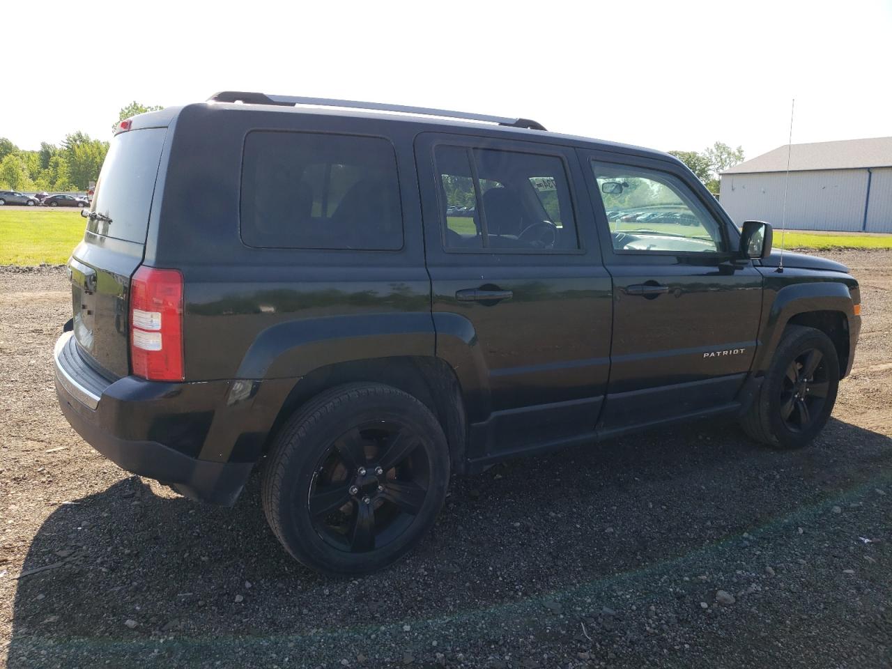 2012 Jeep Patriot Latitude vin: 1C4NJPFB7CD698690