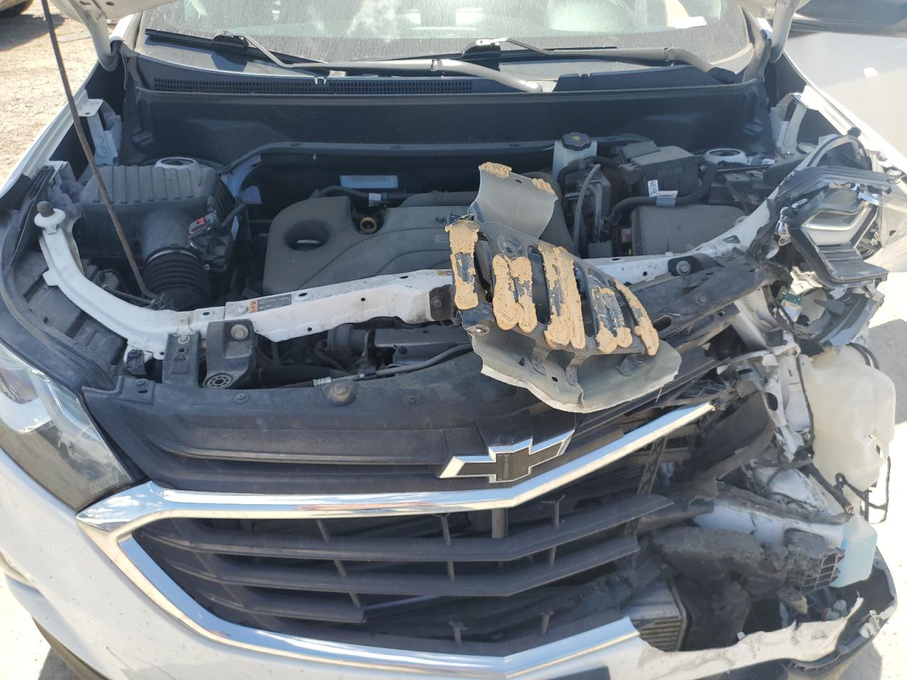 2GNAXREV1J6218330 2018 Chevrolet Equinox Ls