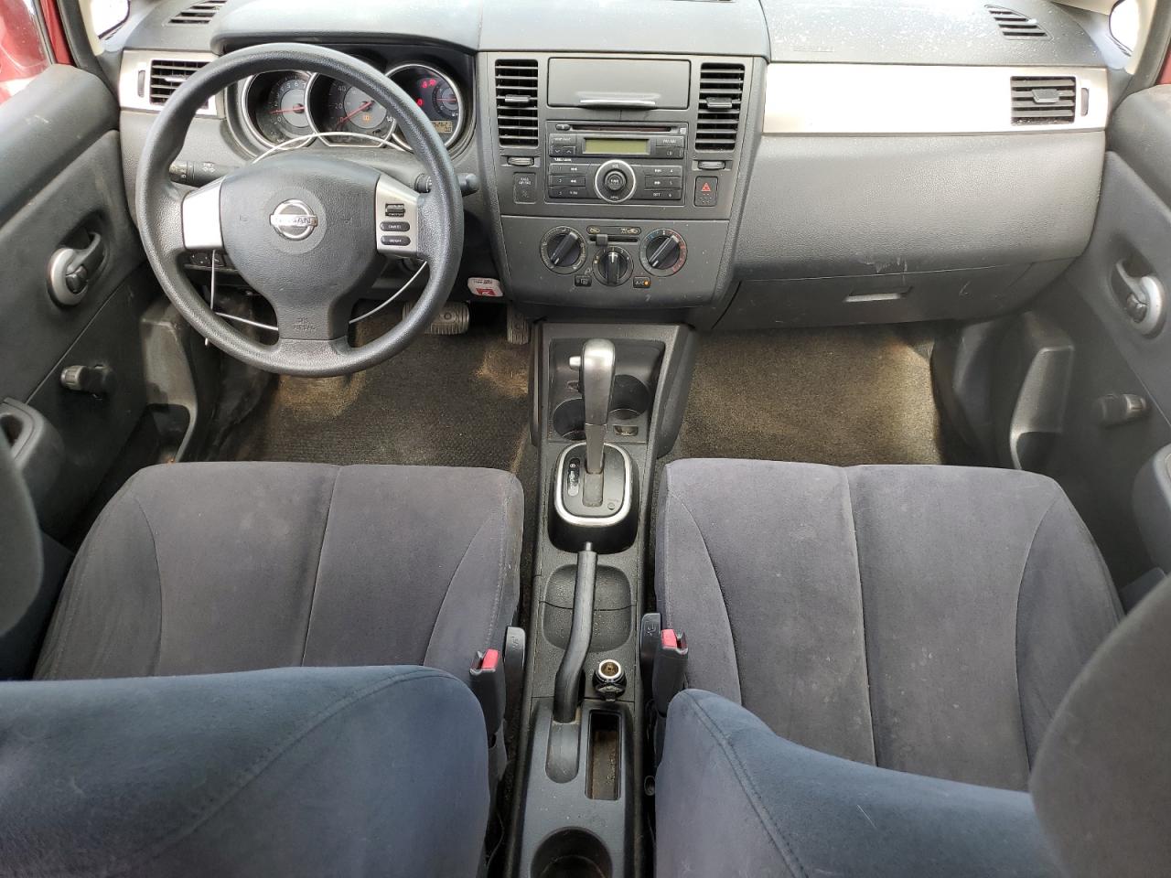 3N1BC11E38L389072 2008 Nissan Versa S