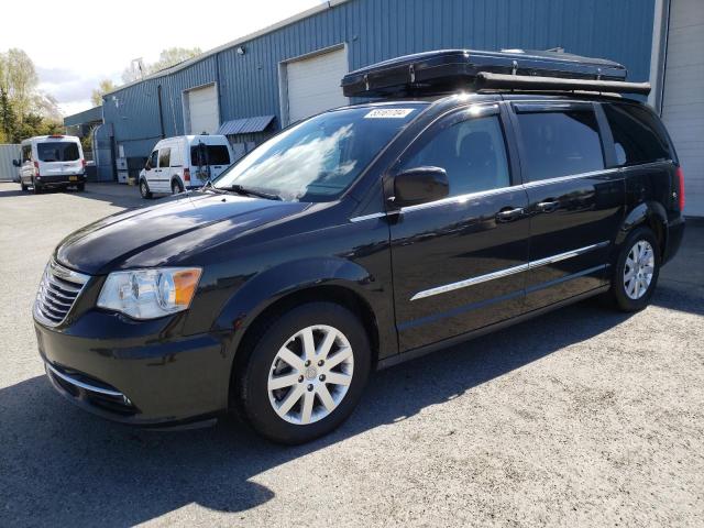 Lot #2536165254 2015 CHRYSLER TOWN & COU salvage car