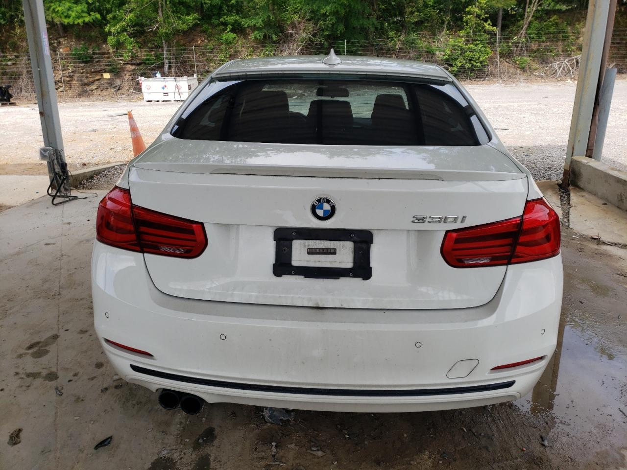 WBA8B9G3XHNU57220 2017 BMW 330 I