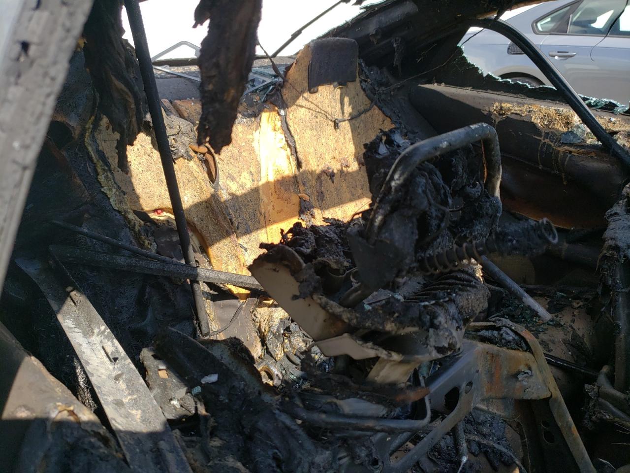 WDDKJ5GBXBF082626 2011 Mercedes-Benz E 350