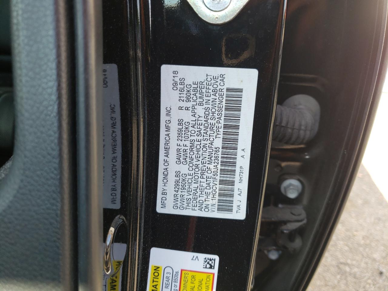 1HGCV1F50JA236765 2018 Honda Accord Exl