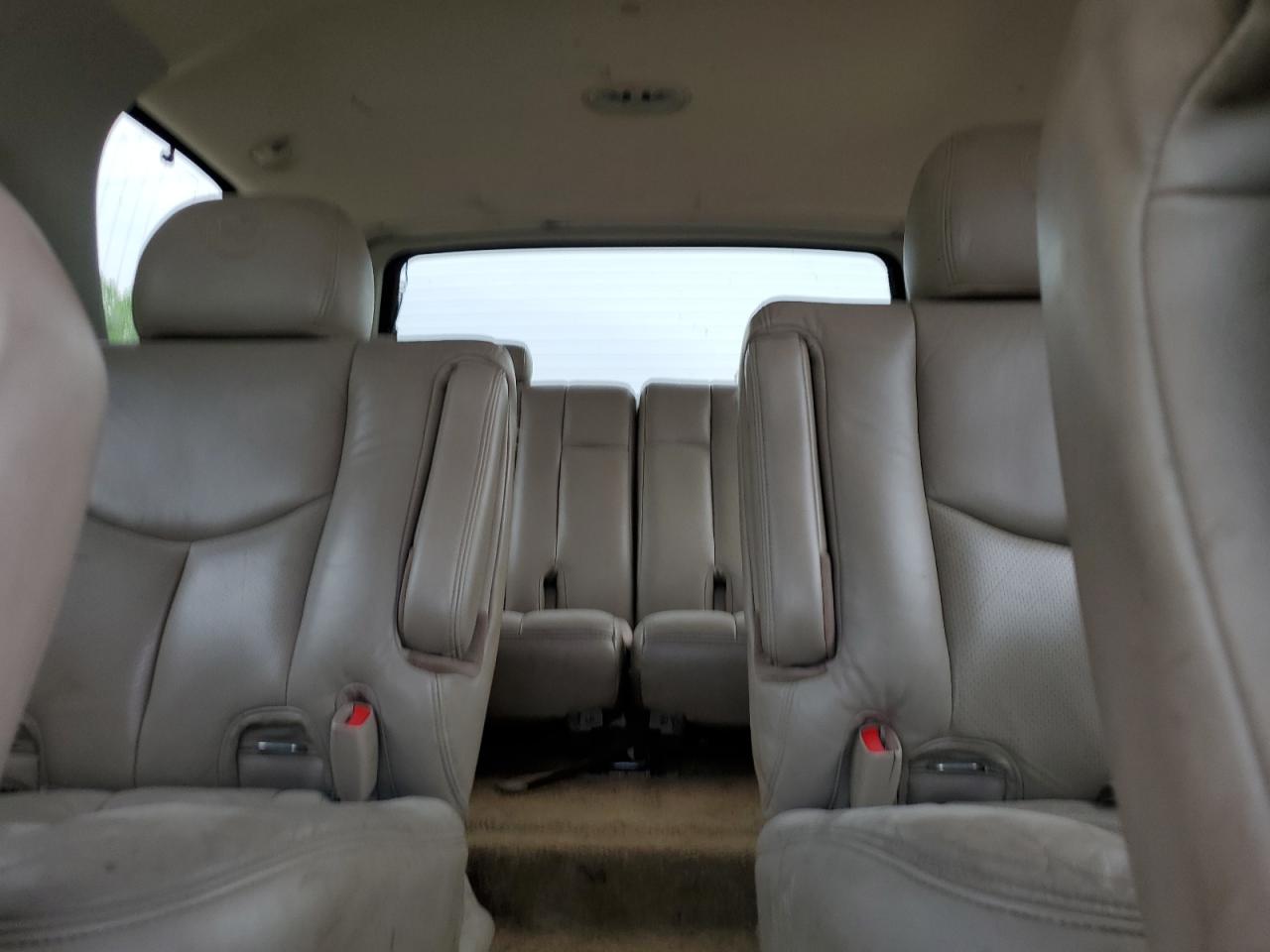 1GYEK63N83R198928 2003 Cadillac Escalade Luxury