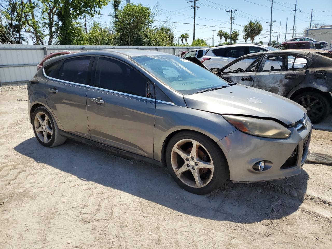 1FADP3N25DL104227 2013 Ford Focus Titanium