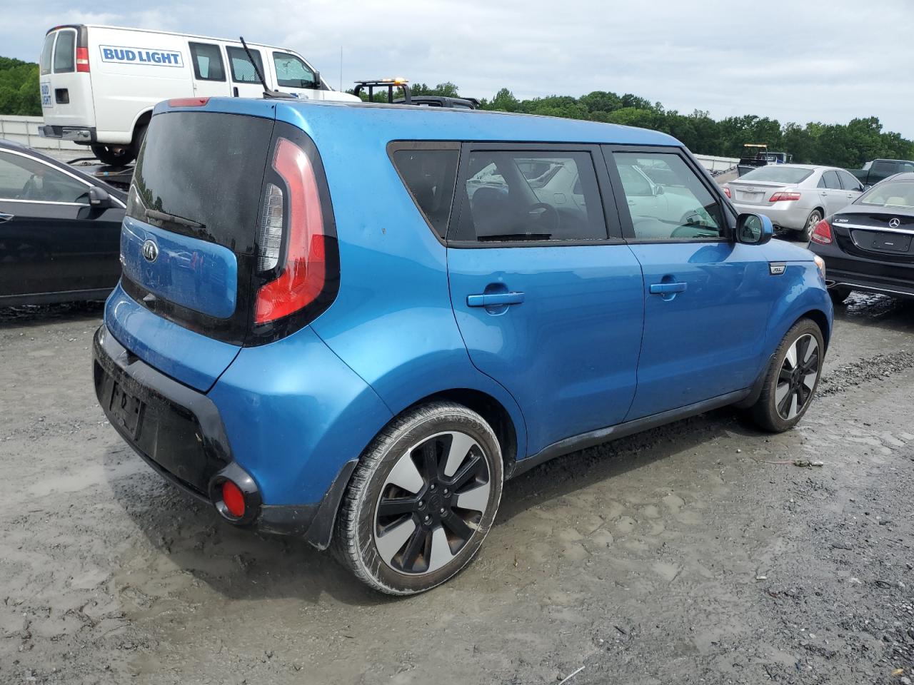 KNDJP3A55G7329998 2016 Kia Soul +