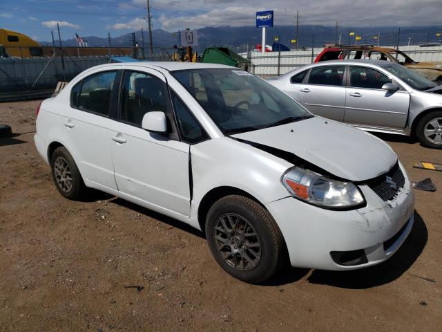 VIN JS2YC5A38D6100694 2013 Suzuki SX4, LE no.4