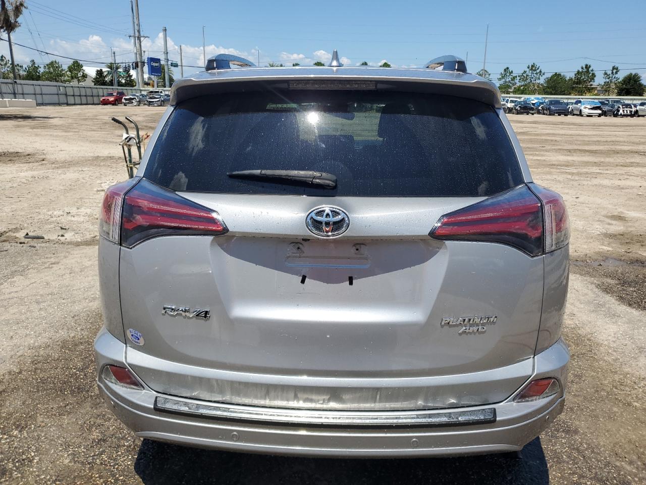 2T3DFREV0HW543980 2017 Toyota Rav4 Limited