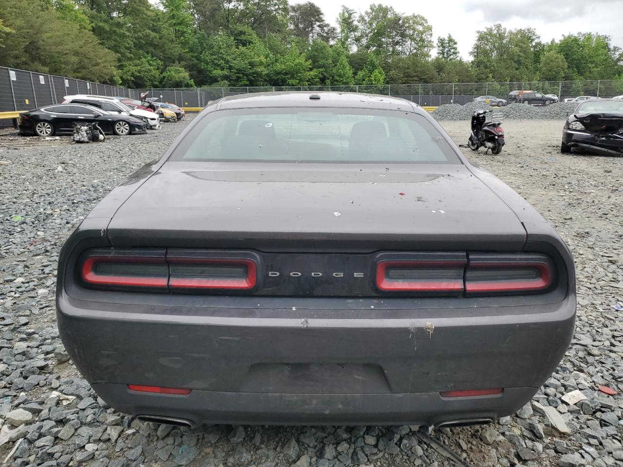 2C3CDZAG5GH217586 2016 Dodge Challenger Sxt